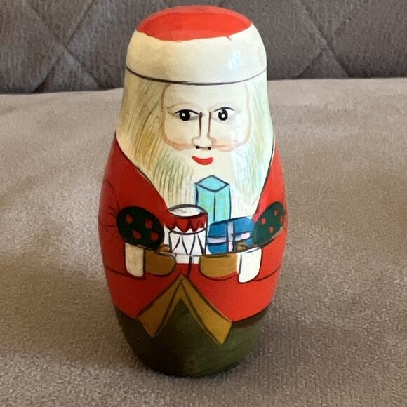Vintage Santa Claus Nesting Dolls Christmas 5 Piece Hand painted Unsigned 5.5” - Picture 7 of 12